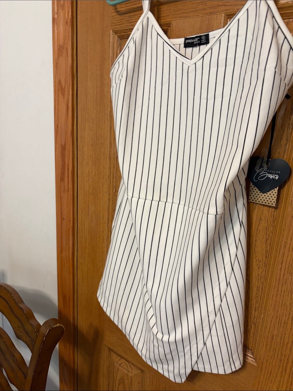 Popular Basics White and Blue Pinstripe V-Neck skort